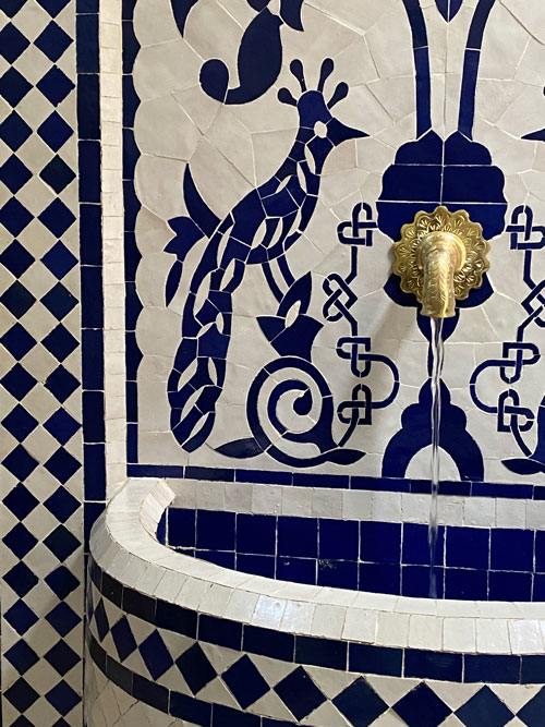 Handmade Moroccan Blue Zellige Fountain – Moorish Wall Water Feature with Peacock Mosaic Design - Image 3